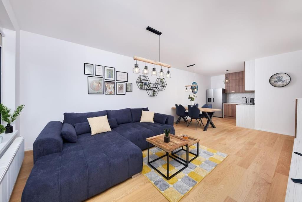 5Min2Centre, View & Free Parking Apartment บราติสลาวา ภายนอก รูปภาพ